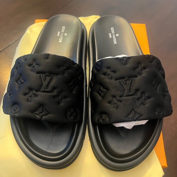 Louis Vuitton Embossed Black Slides - Picture 1 of 4